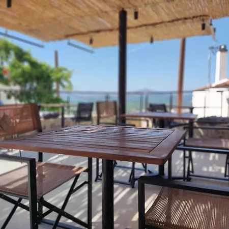 Ξενοδοχείο με διαμερίσματα Pyrgi Cretan Living & Pirgos (Iraklio)