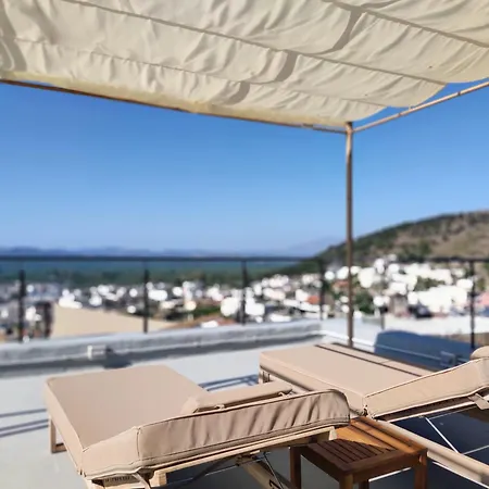 Pyrgi Cretan Living & Ξενοδοχείο με διαμερίσματα