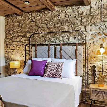 Pyrgi Cretan Living & Pirgos (Iraklio)